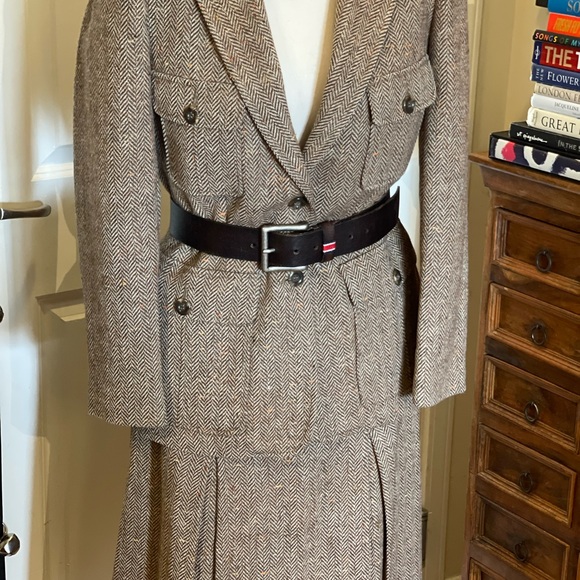 Brown Herringbone Blazer and Skirt Suit with Statement Necklace - Picture 8 of 14